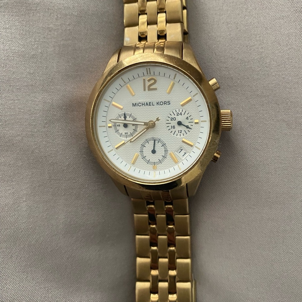 Michael Kors Gold and White Women's Chronograph Bracelet Watch. Great condition